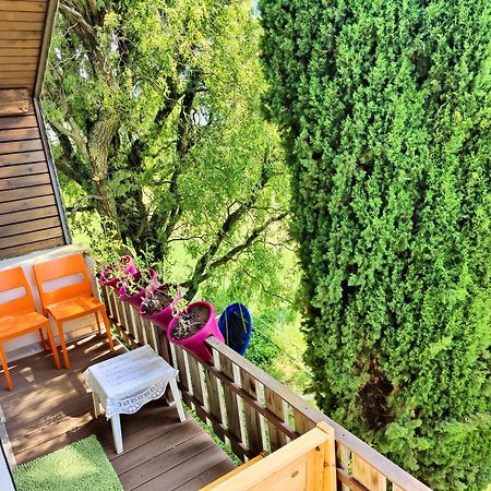 Wee Aroleid Hotel Port-Valais Ngoại thất bức ảnh
