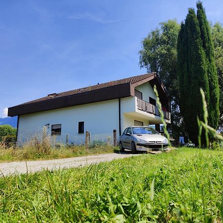 Wee Aroleid Hotel Port-Valais Ngoại thất bức ảnh